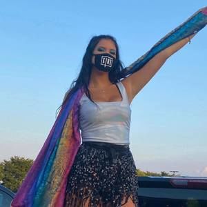 Meet your Posher, Haylee